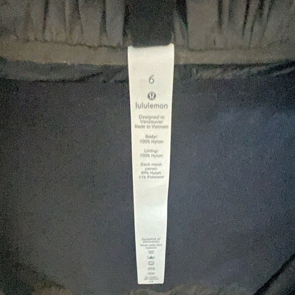 Lululemon Jacket - Picture 6 of 8